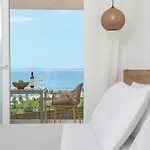 Magdachris Luxury Hotel *