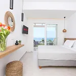 Magdachris Luxury Agios Georgios Pagon