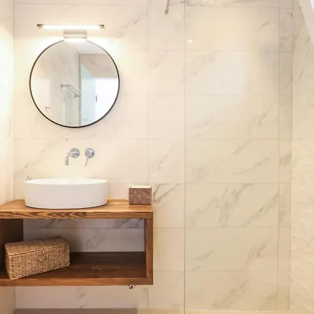 Magdachris Luxury Hotel Agios Georgios Pagon