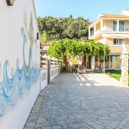 Magdachris Luxury Hotel